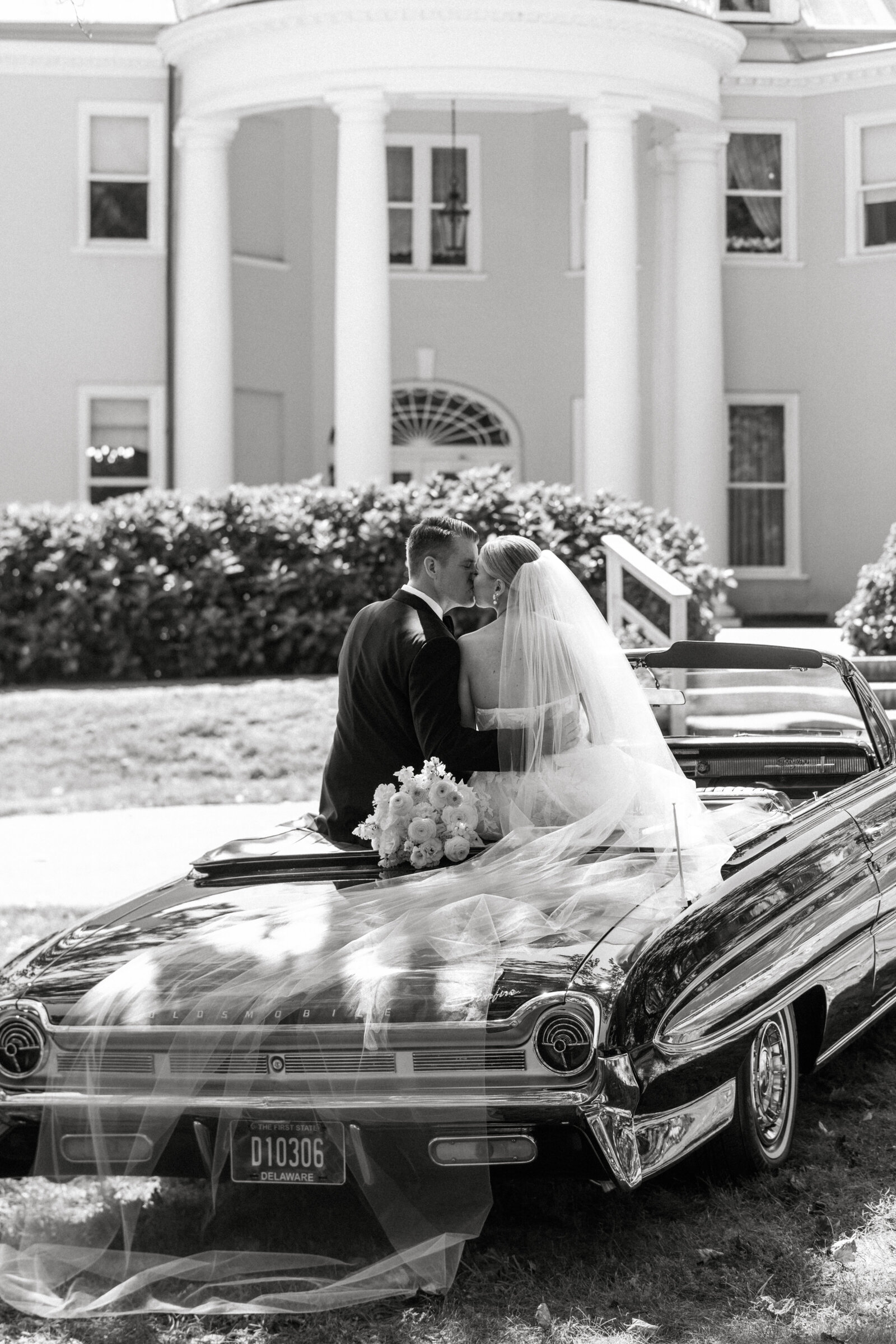 Bellevue Hall Wedding-07929