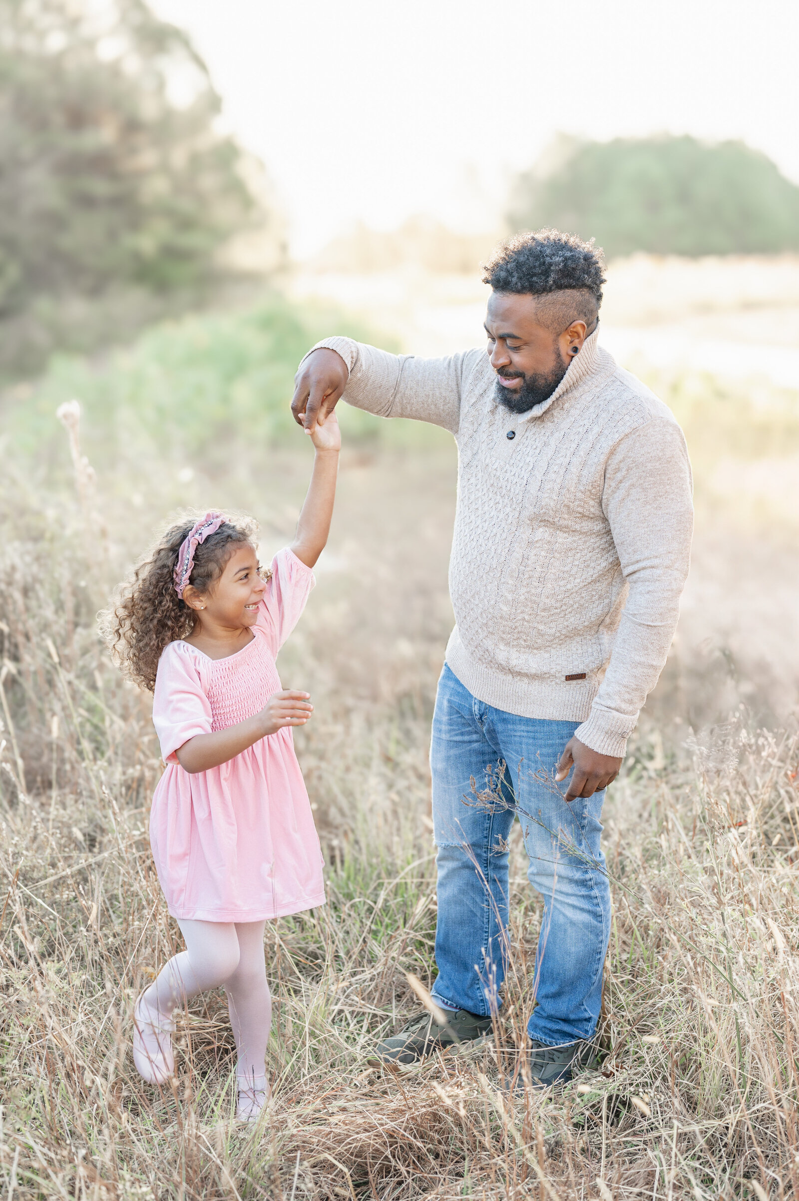 father and daughter by raleigh family photographer