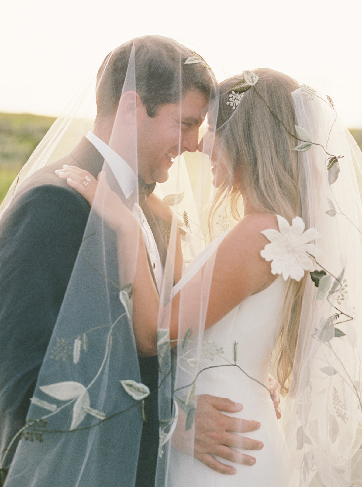 7.13-Hanna-Dan-Lake-Catamount-Steamboat-Wedding-652