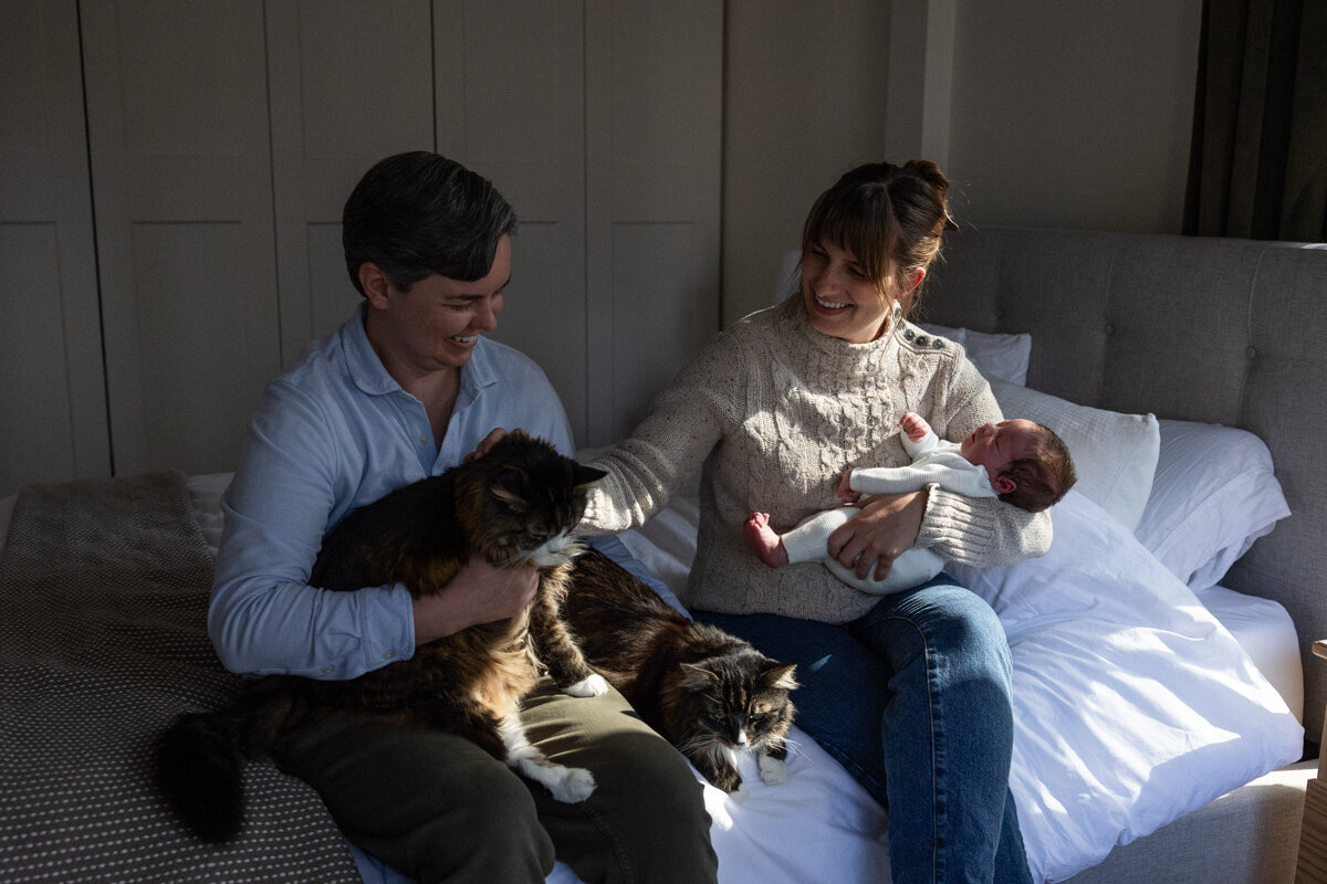 LightCreative_202502_JessicaVanessa_InHomeNewbornPhotos_RaleighNewbornPhotography_011_blog