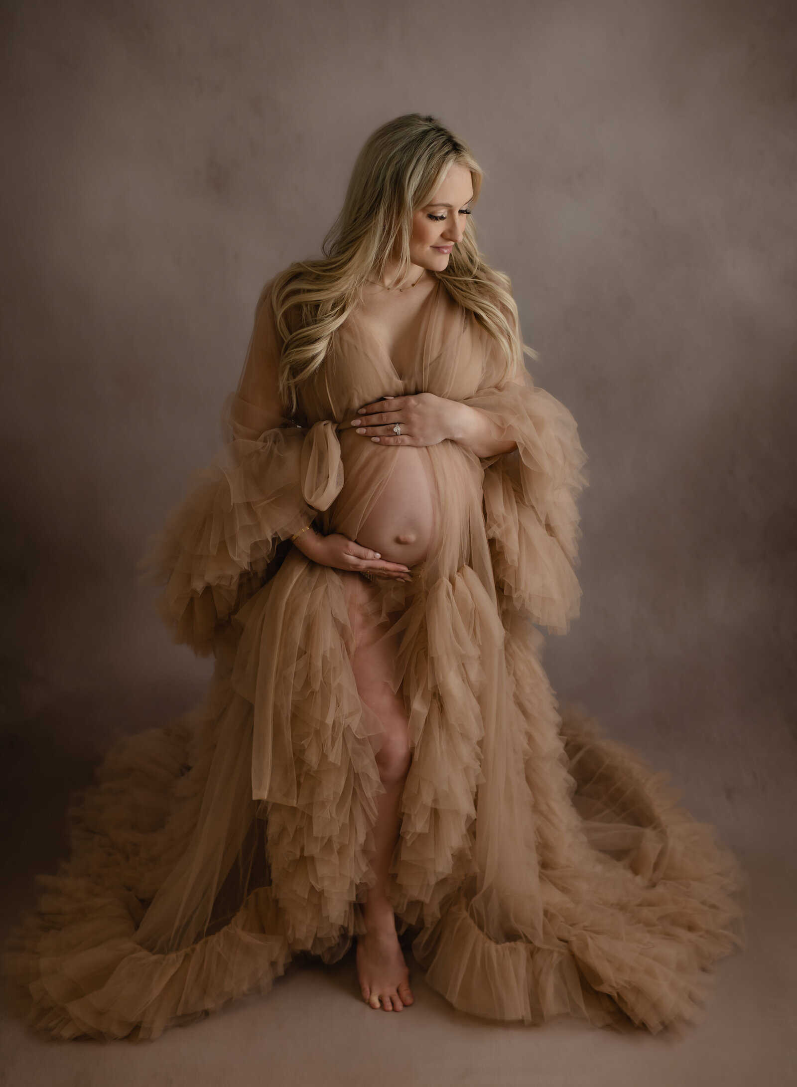 fine art maternity photographer