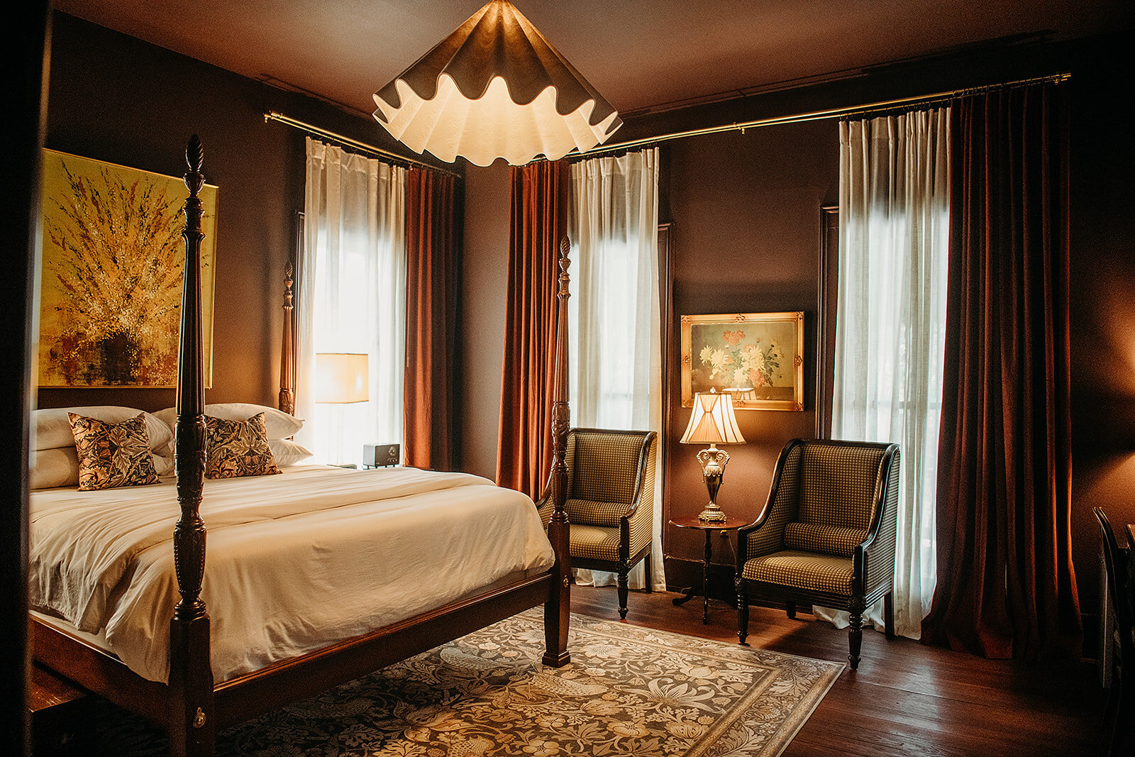 The Blanco Suite King room is a beautiful mix of antique furnishings and modern finishes.