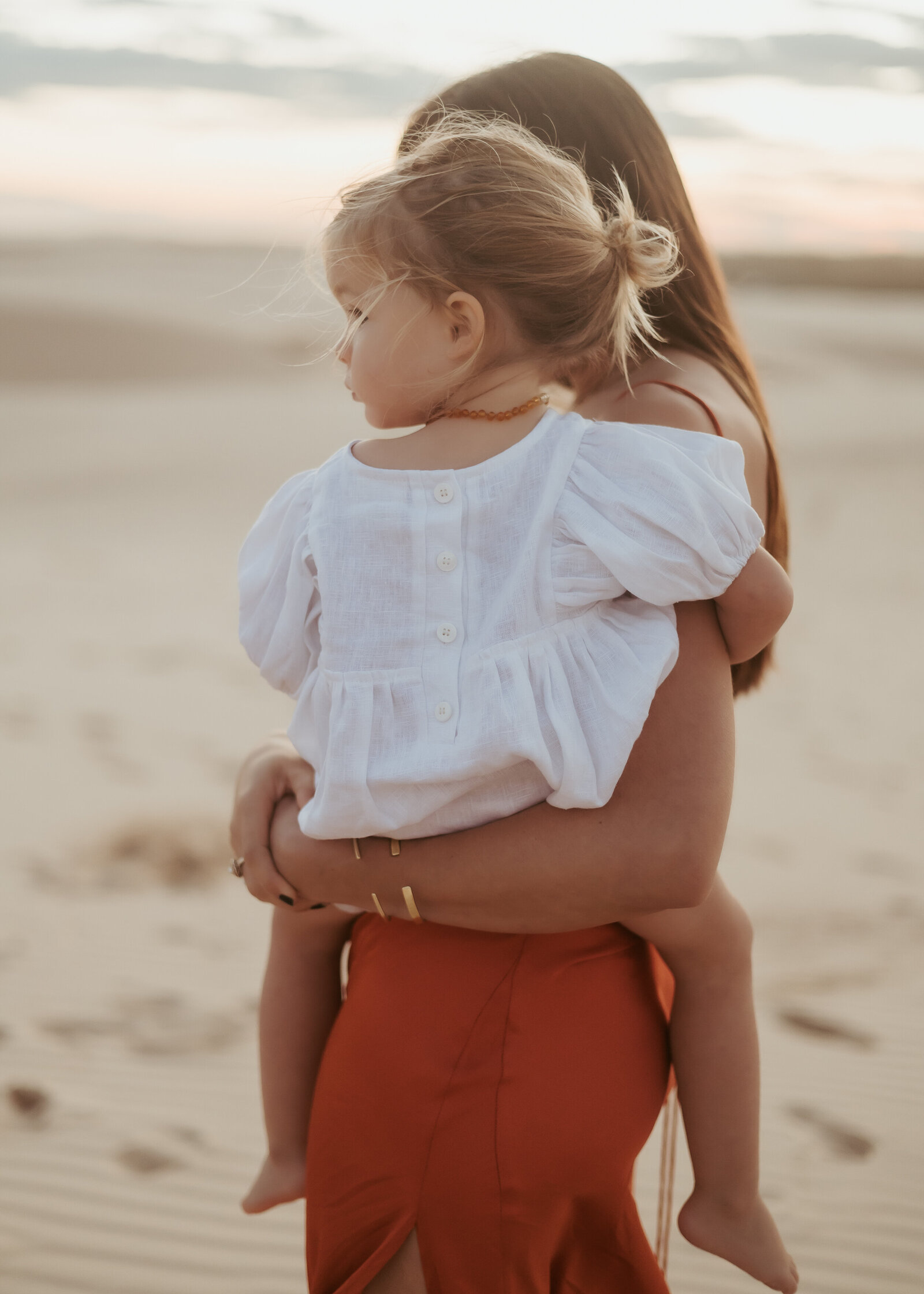 Sydney-Family-Photography-natural-sand-04