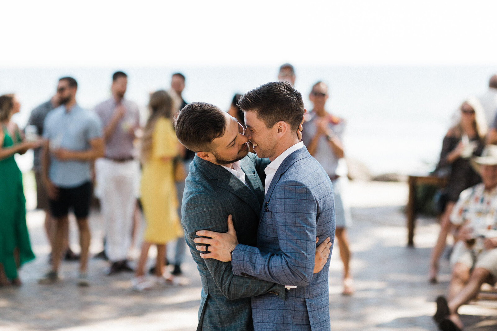 grooms-gay-wedding-olowalu-maui-087