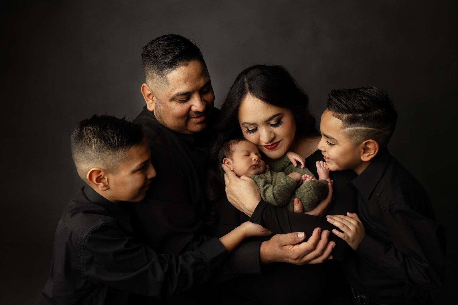 NW Arkansas family photographer, family photography in NW Arkansas, family photographer near me