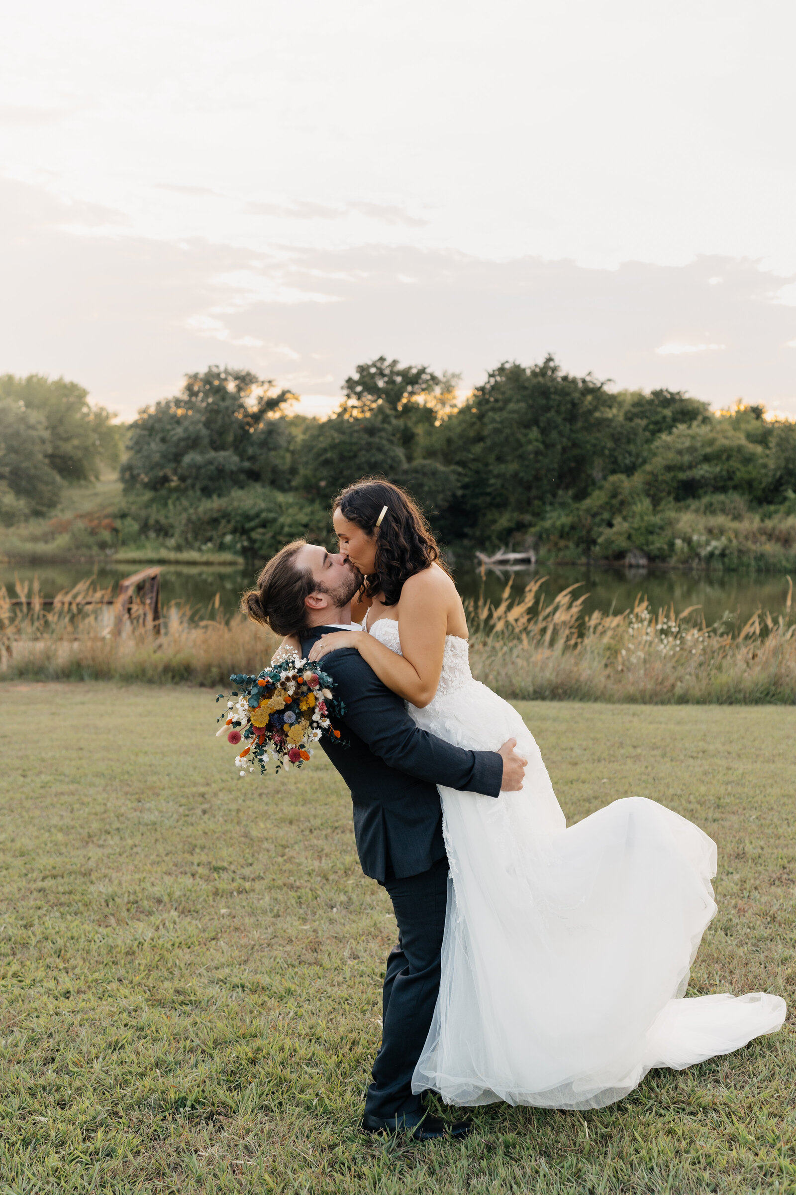 Oklahoma + Destination Wedding Photographer | Madelyn Price Photos - Tulsa Wedding Photographer