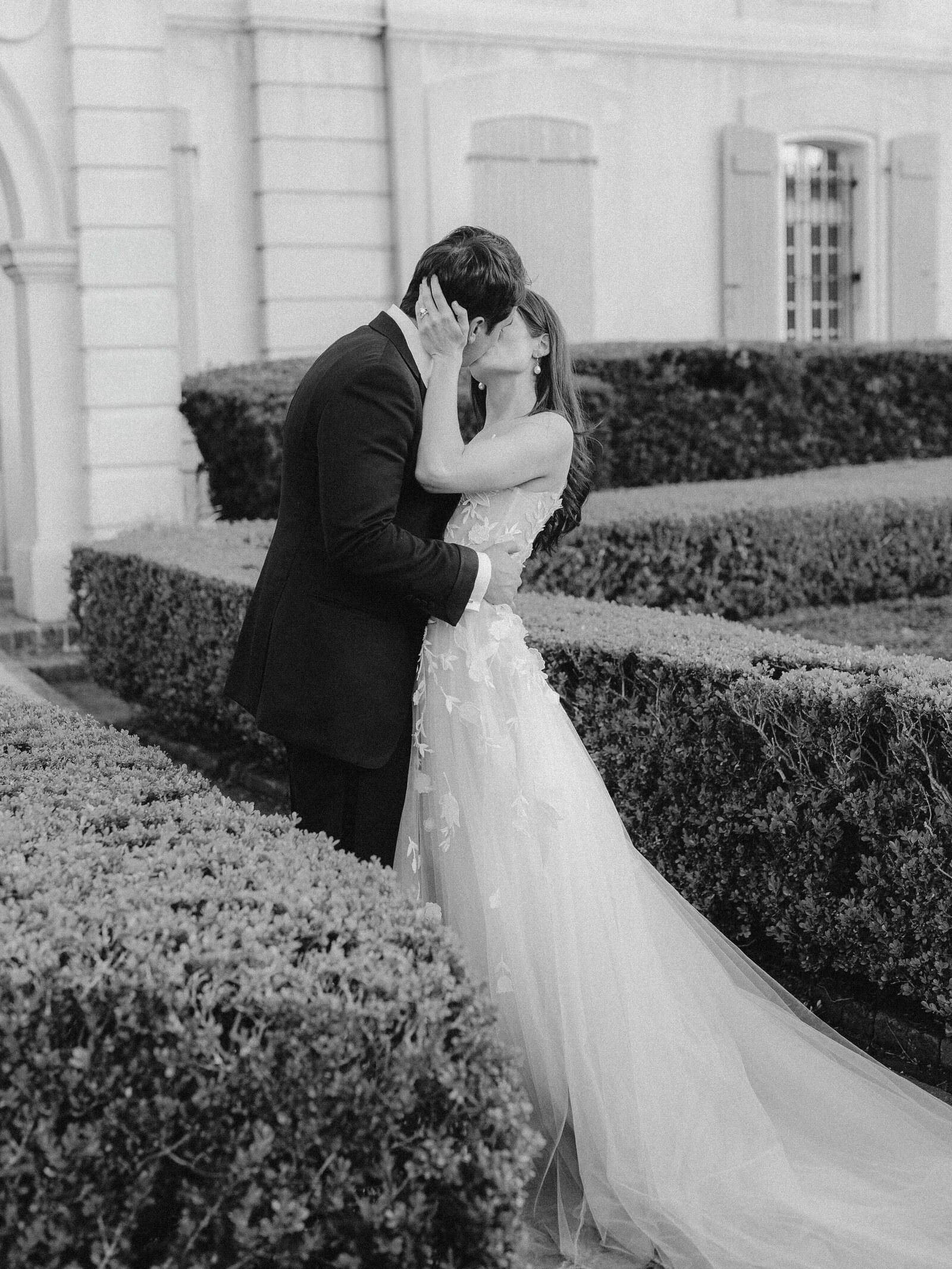 oscar-de-la-renta-wedding-dress