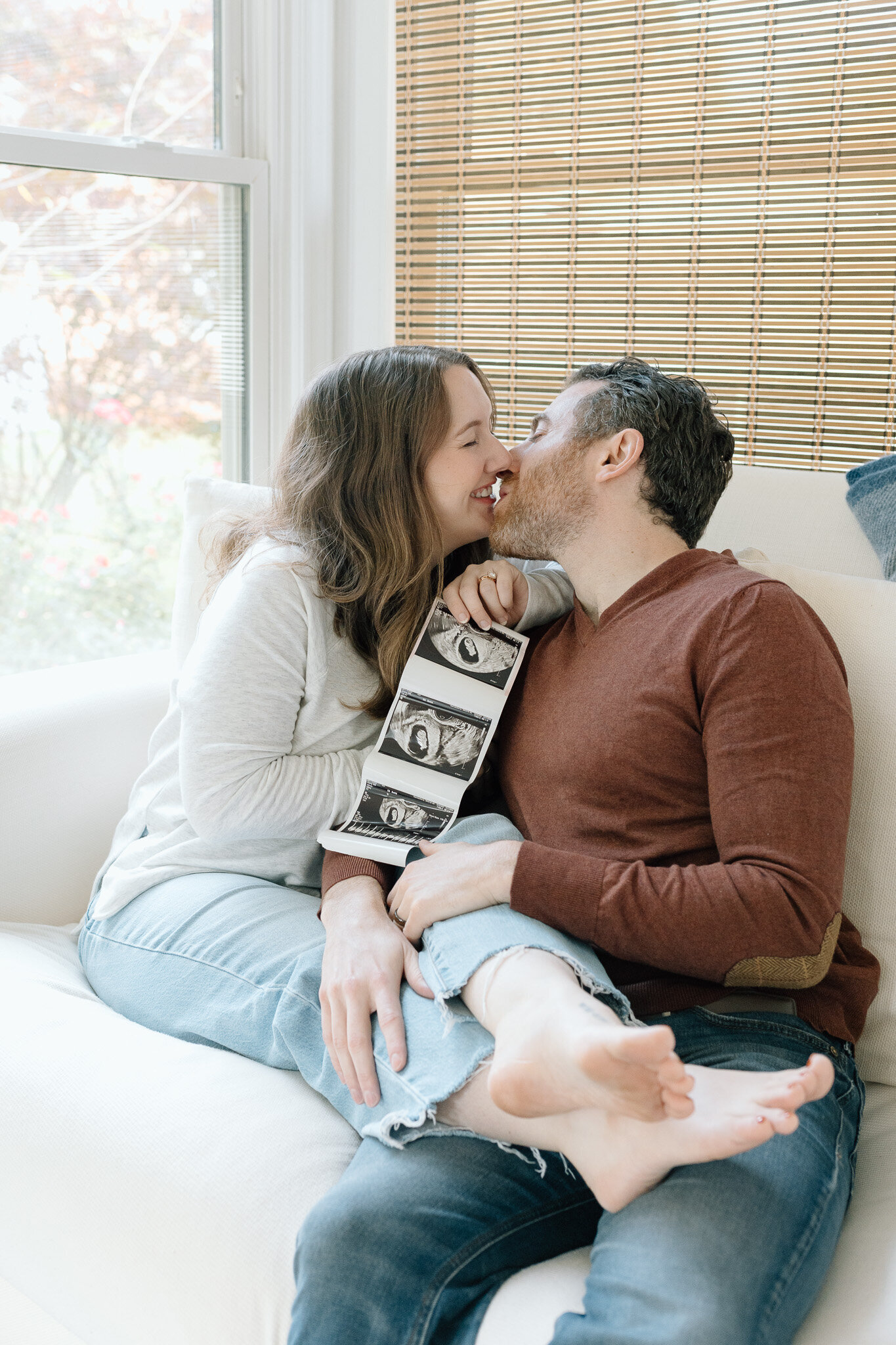 pregnancy-announcement-ultrasound-new-baby-family (5)