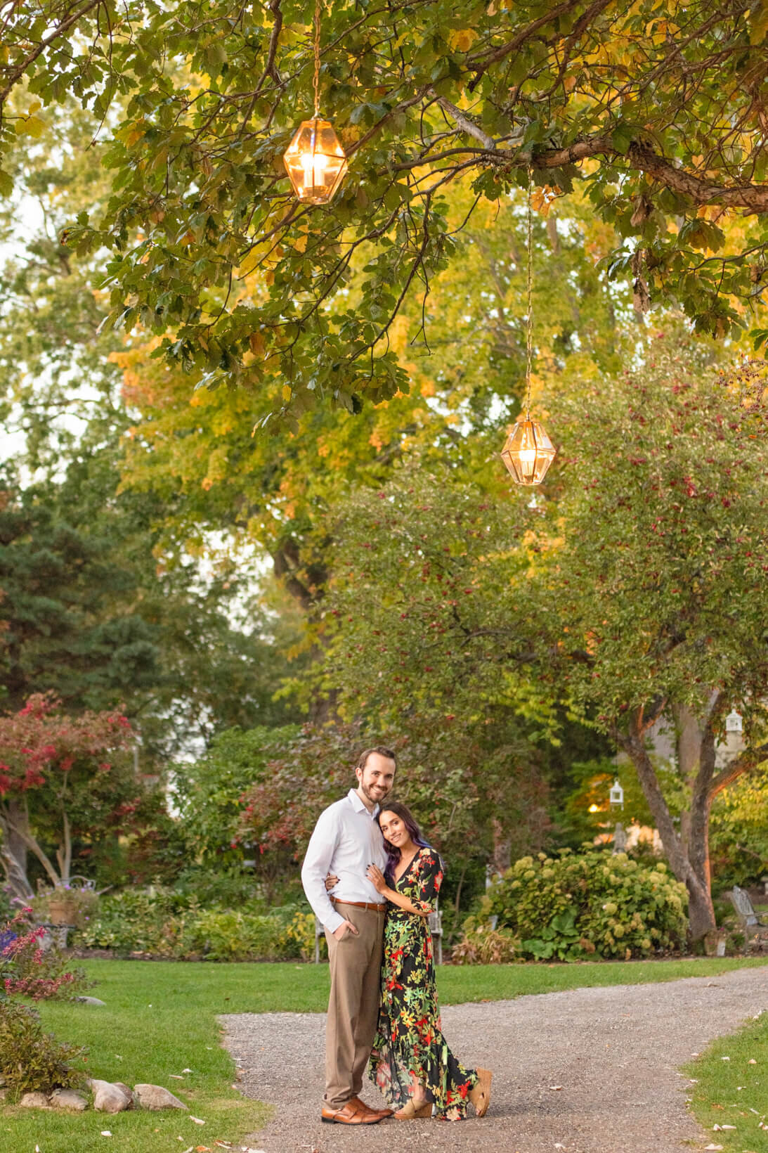 Engagement-Photos-at-Halverson-House-Waterford-Wi-89