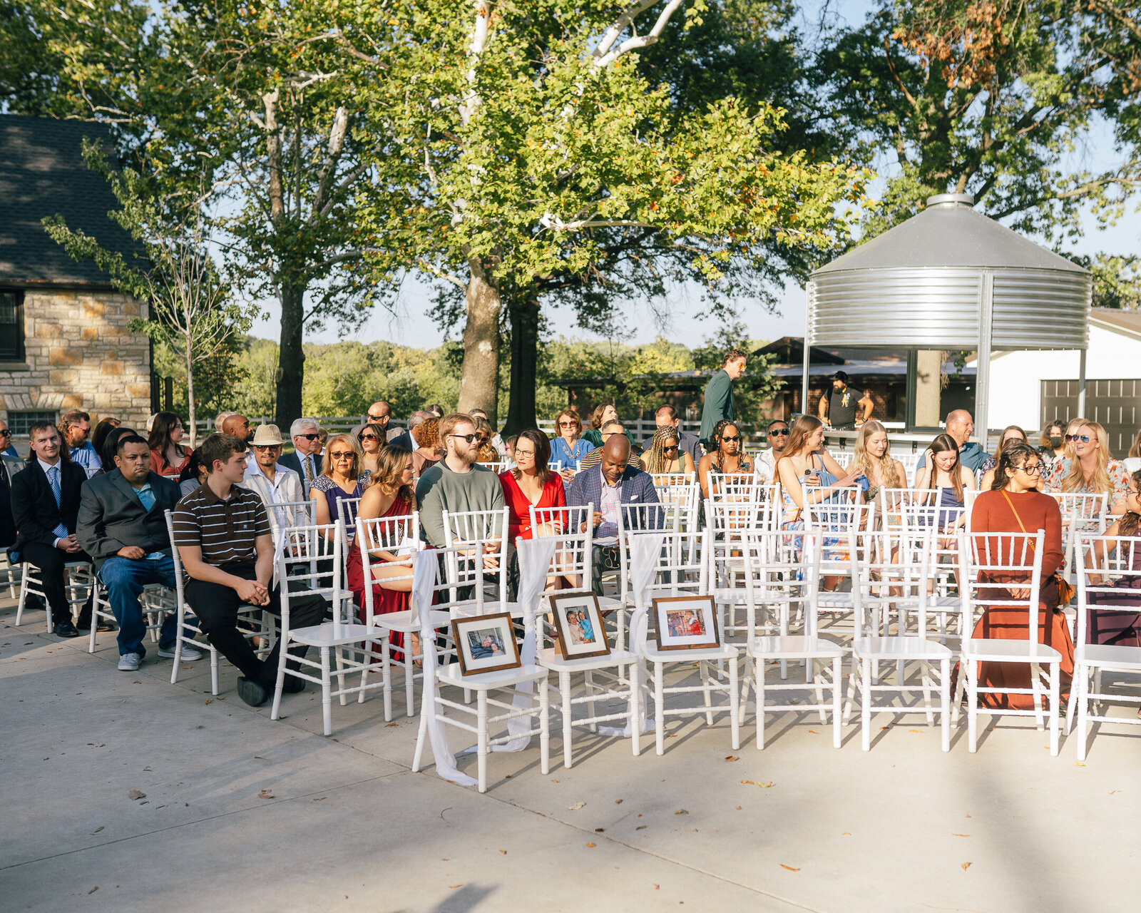 Saenz The Farmhouse KC Event Venue Wedding179