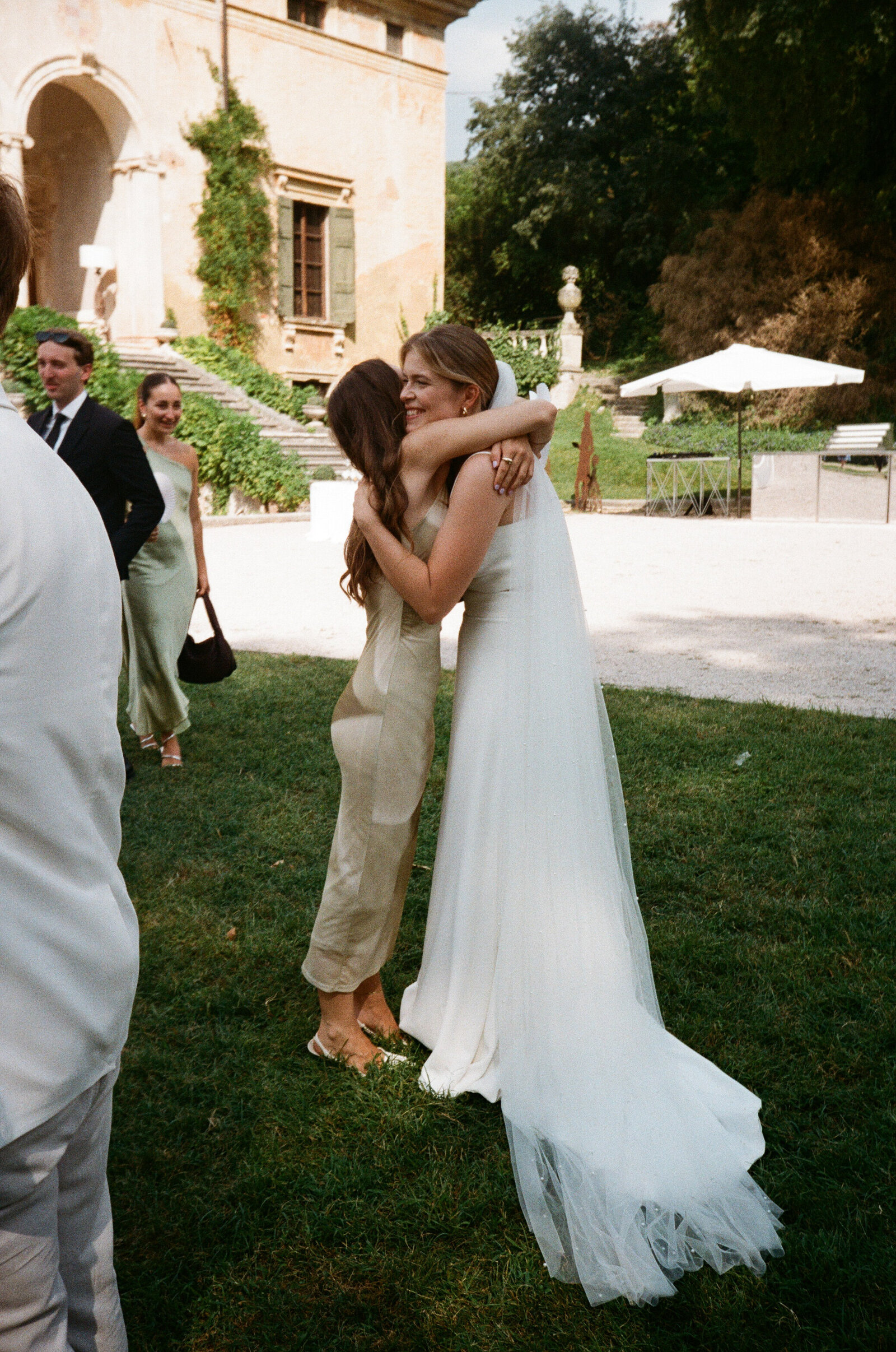 Villa ca Vendri, Sam & Larissa