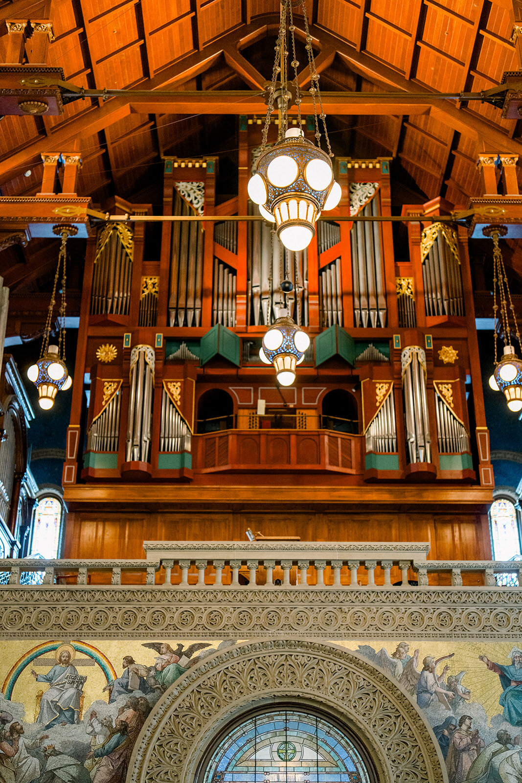 The majestic pipe organ inside Stanford Memorial Church, adding grandeur to the beautiful wedding ceremony.