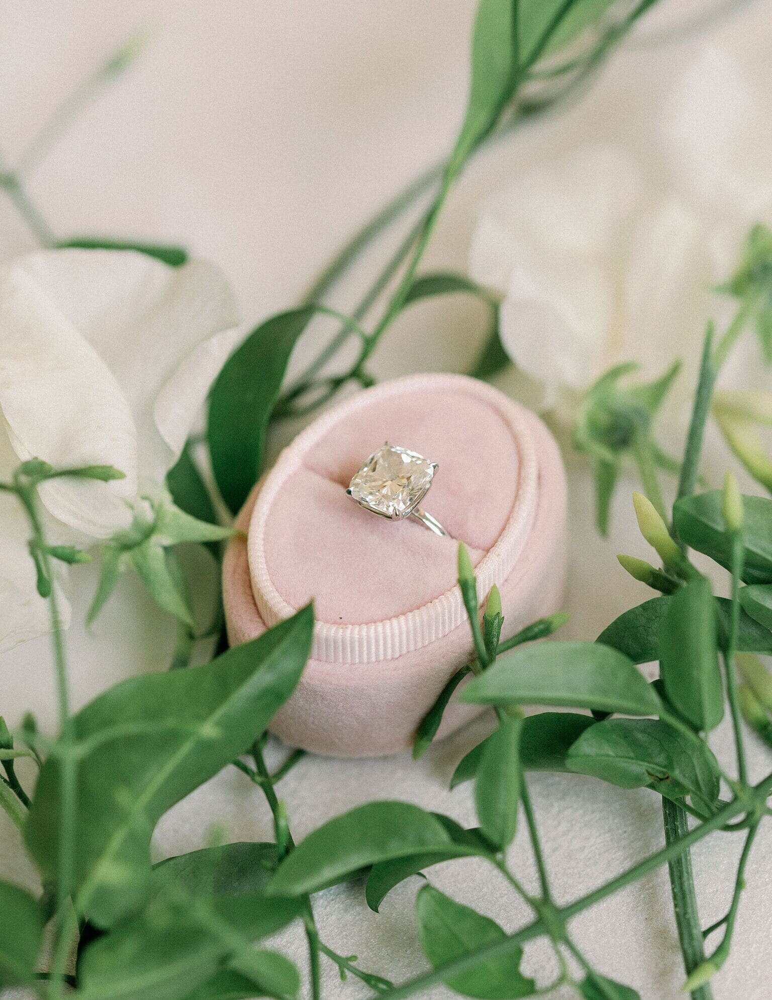 luxury-wedding-ring