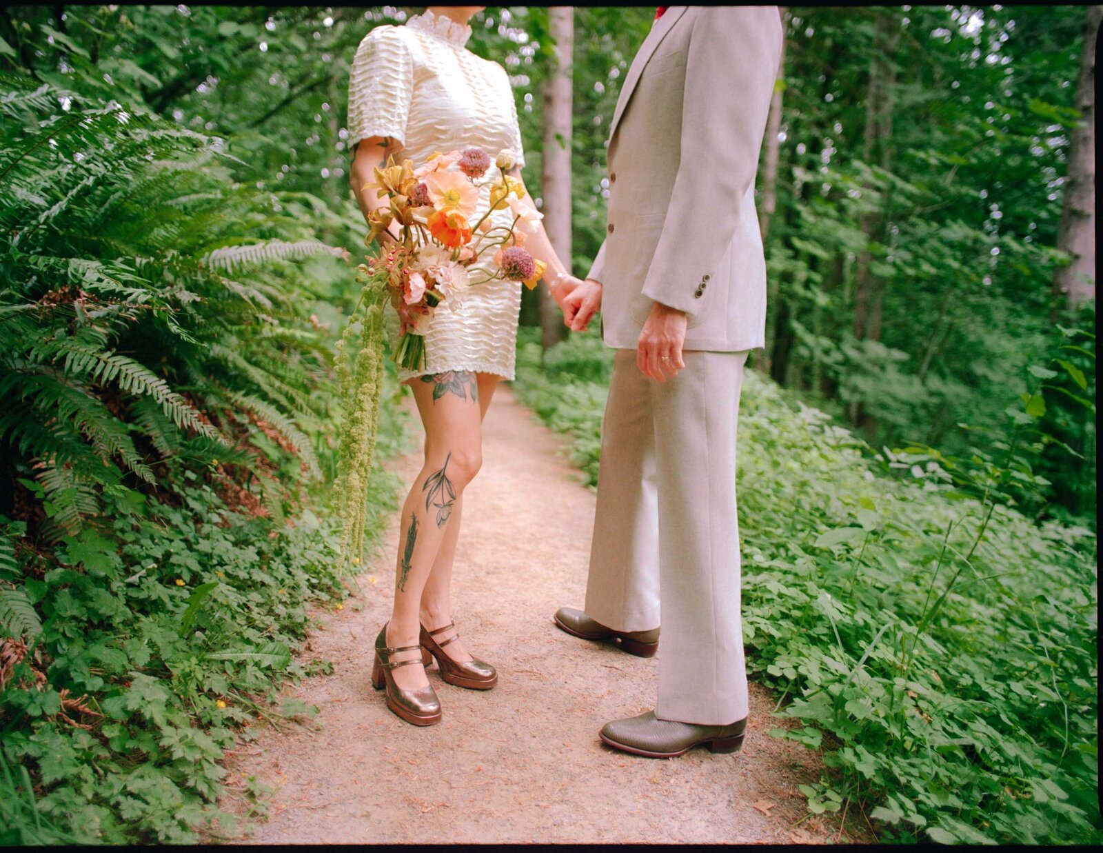 Jess-Buckley-Documentary-Wedding-Photographer-Film-43