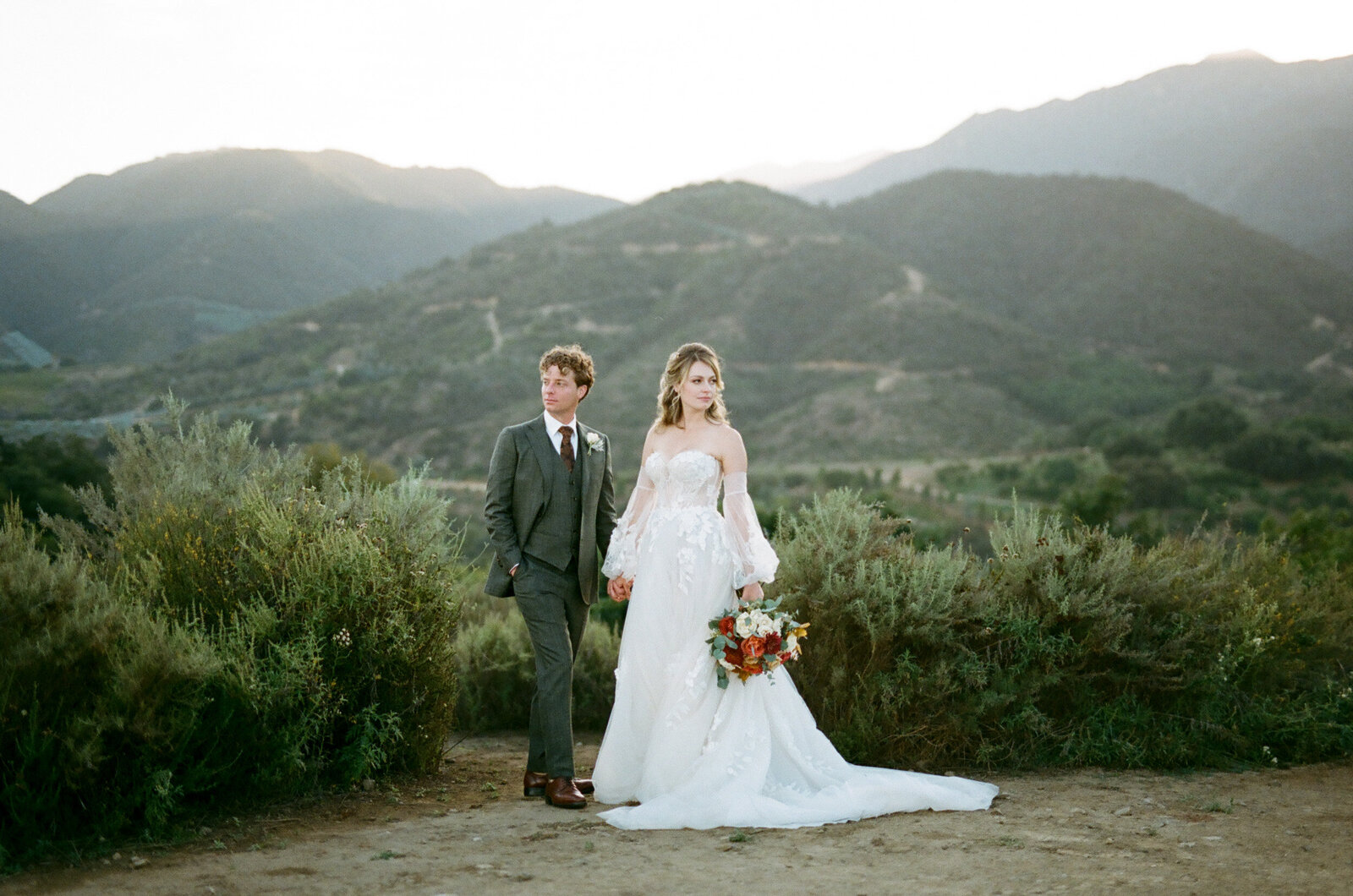35mm Film Wedding Photography-018-000241170026