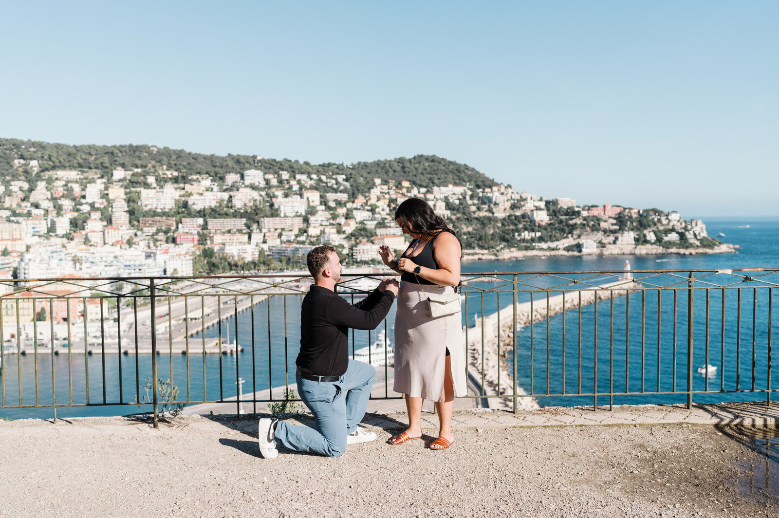 touching sunny surprise proposal with view of sea in nice france-04468