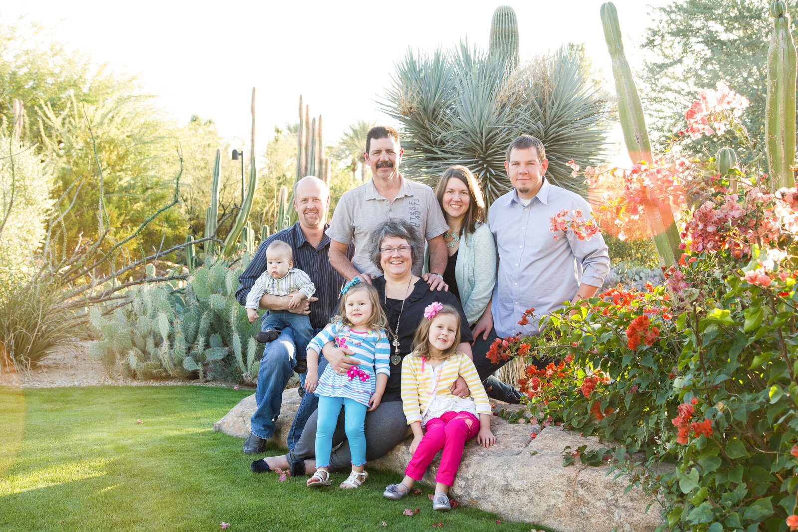 extended family session by phoenix family photographer Kendra Jean