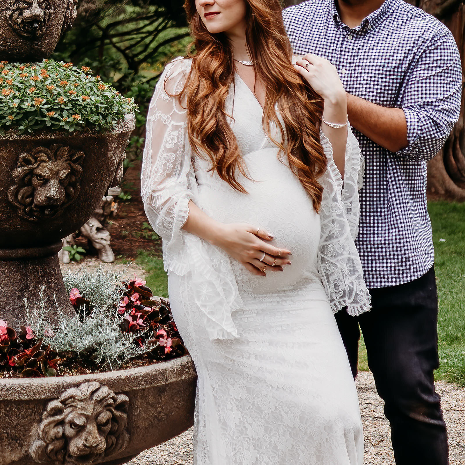 Wyckham-Park-NY-Maternity-Portraits-8