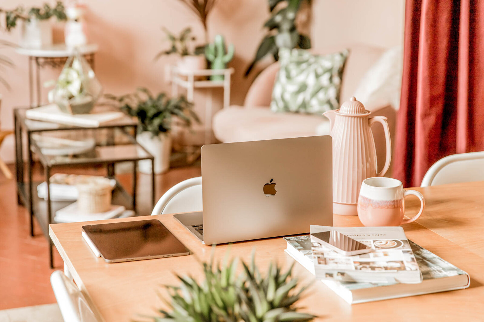 Girlboss Designer Lifestyle Showit Website Template-105