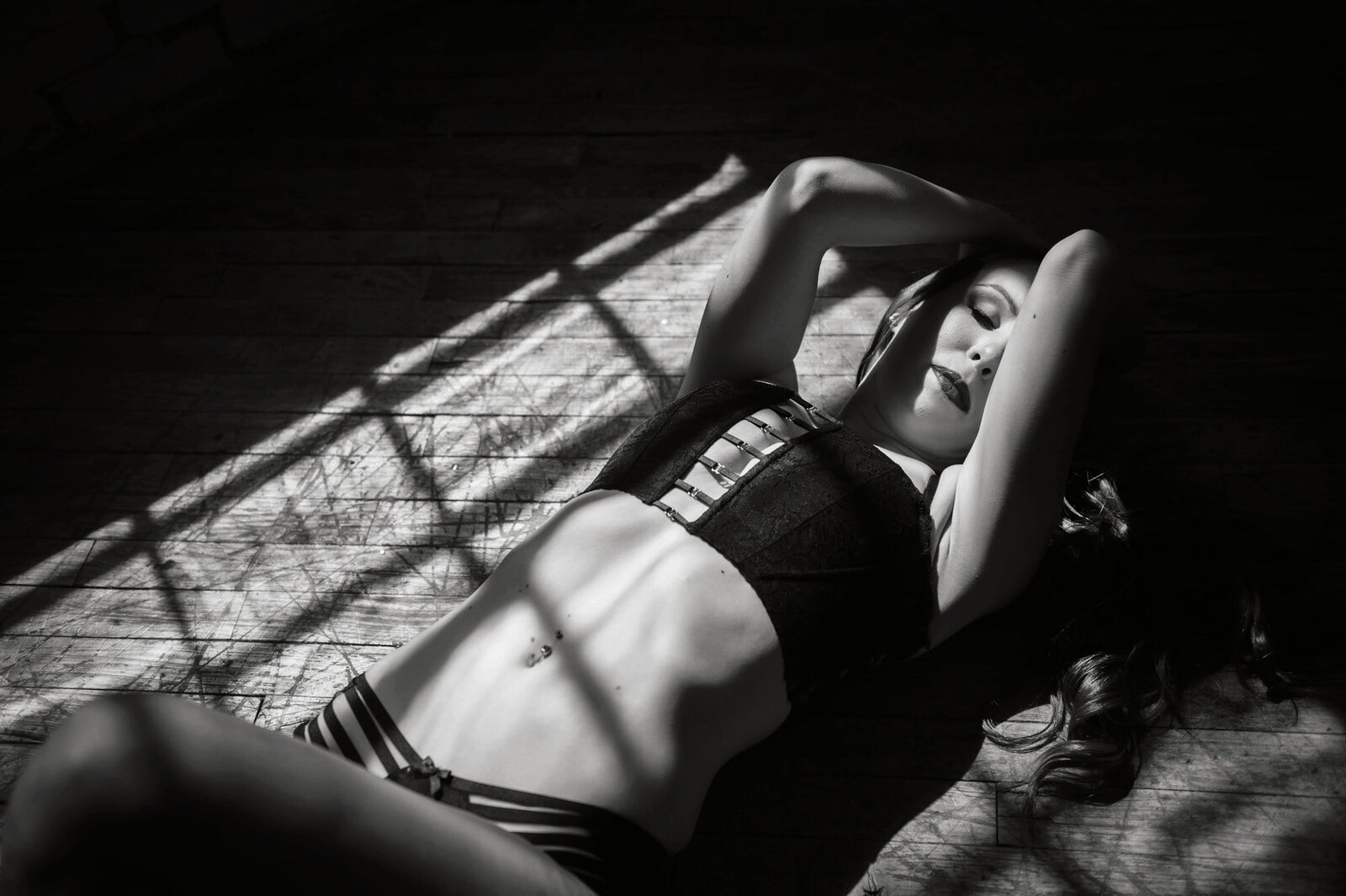 grandrapidsboudoirphotographer-172_1