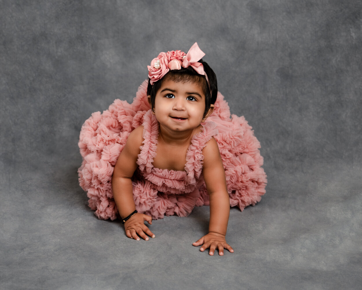 Monclaire_NJ_First_Birthday_Timeless_Gray_Backdrop