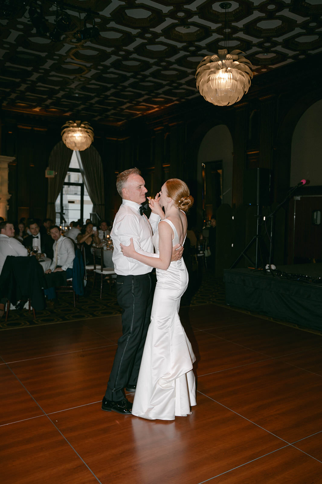 Formal-Cathedral-Modern-Wedding106