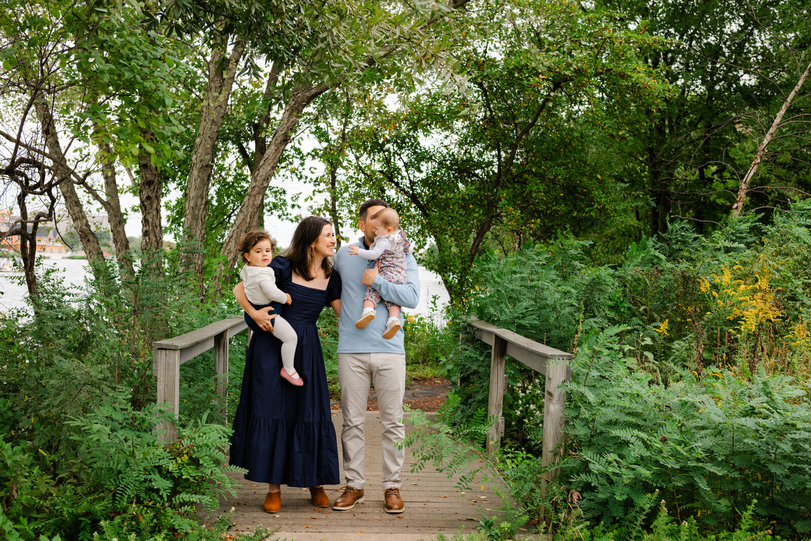 MarianneMike_2024FamilySession-5554