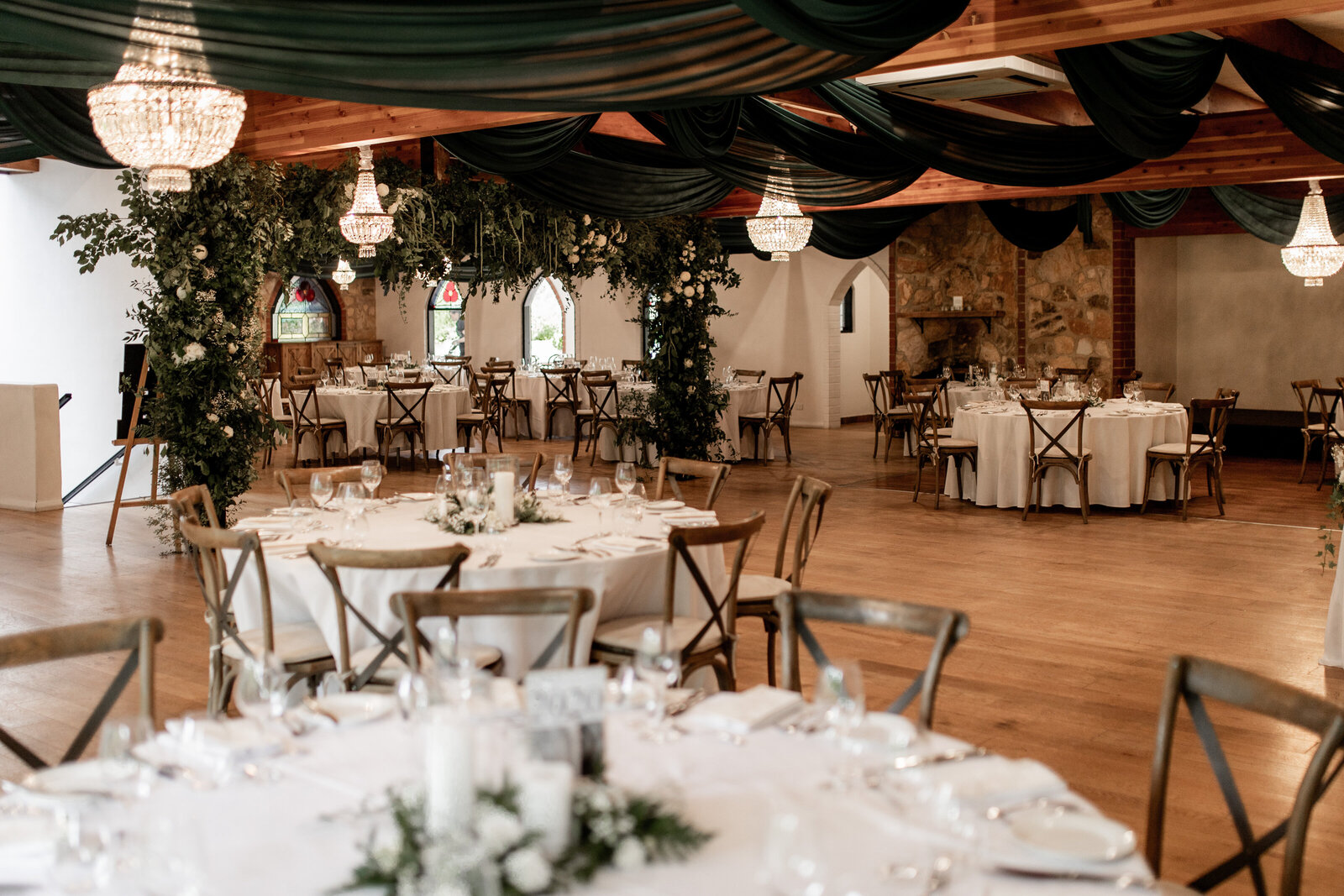 241124-Simone-Jacob-Rexvil-Photography-Adelaide-Wedding-Photographer-333