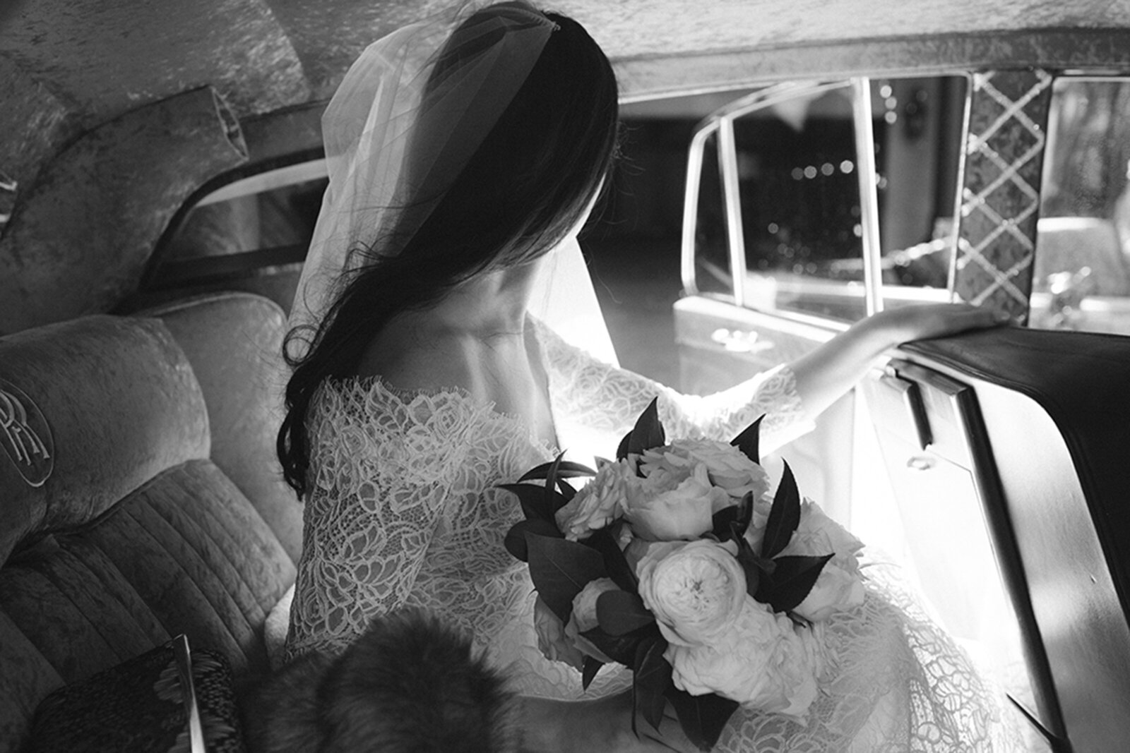 vintage-rolls-royce-wedding
