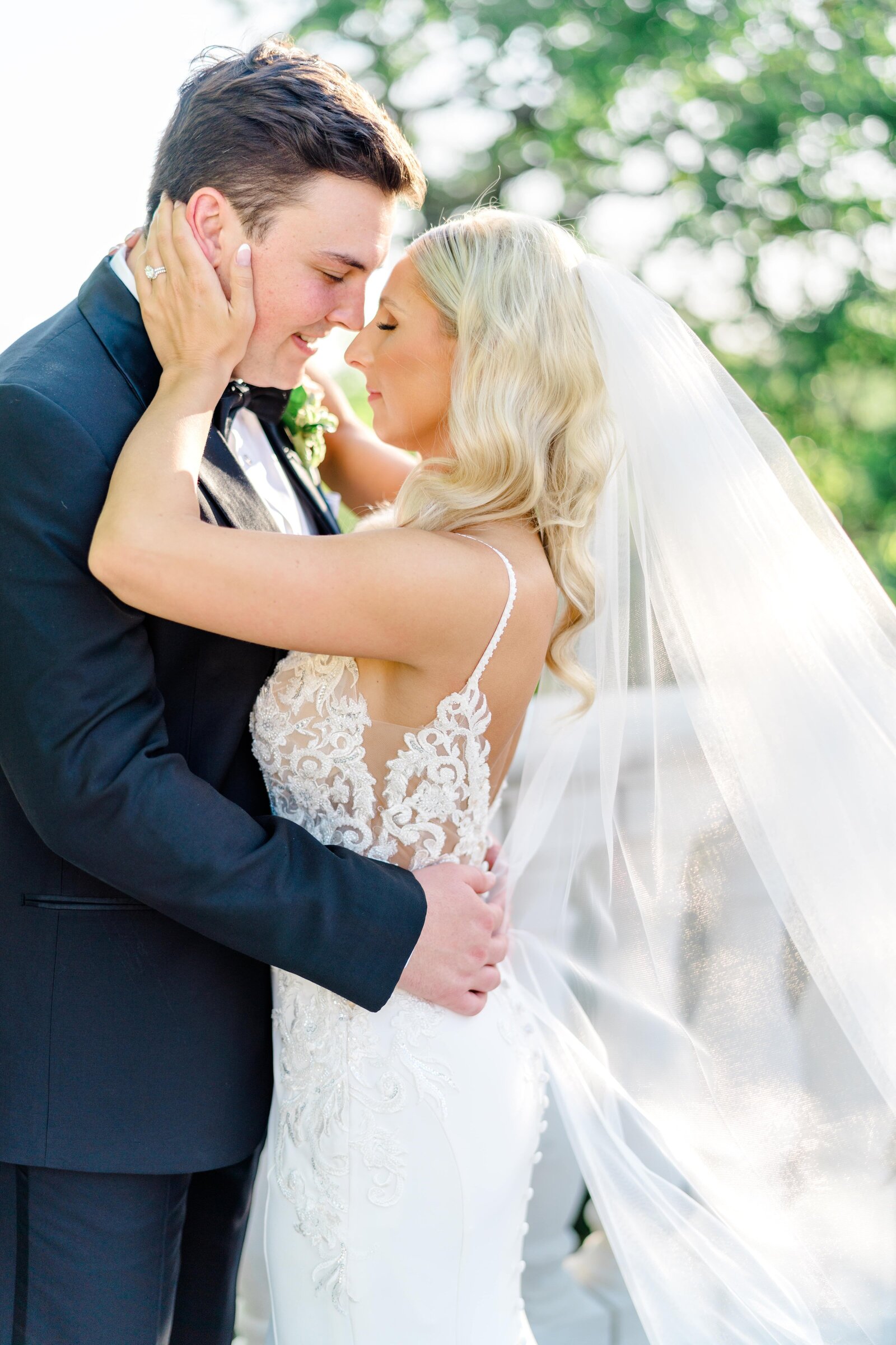 0424_LorenZachWedding_AmberWatkins_0796-min