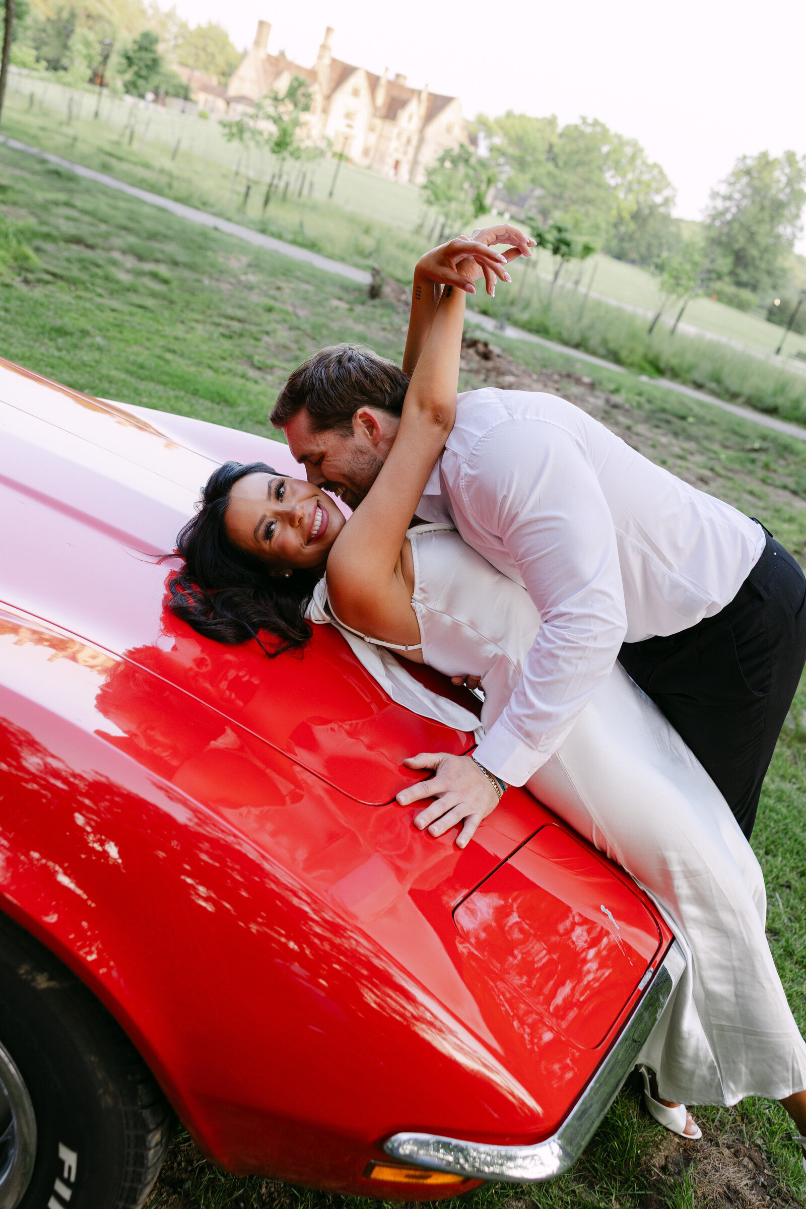 blissfullybriphotography-pittsburgh-engagement-hartwoodacresmansion-sarah-clay-2025-9