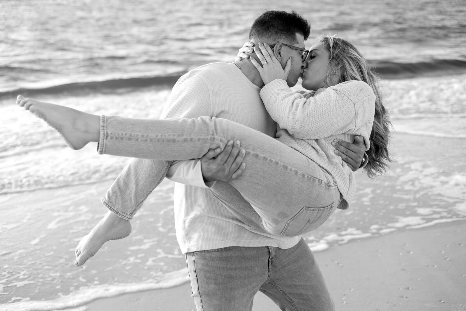 Z Photo and Film - Allison and Keith Engagement Photoshoot - Bowditch Point Park-48