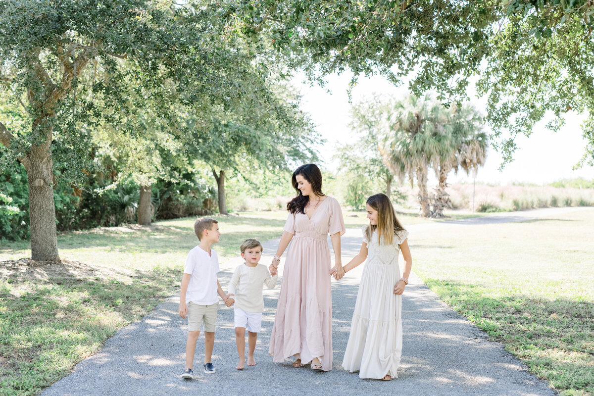 Motherhood-mini-Tampa-Photographer-01