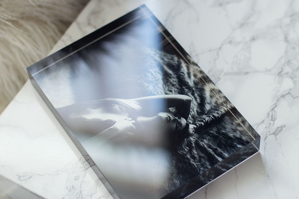 Voulez-Boudoir-Products-Acrylic-Block-4