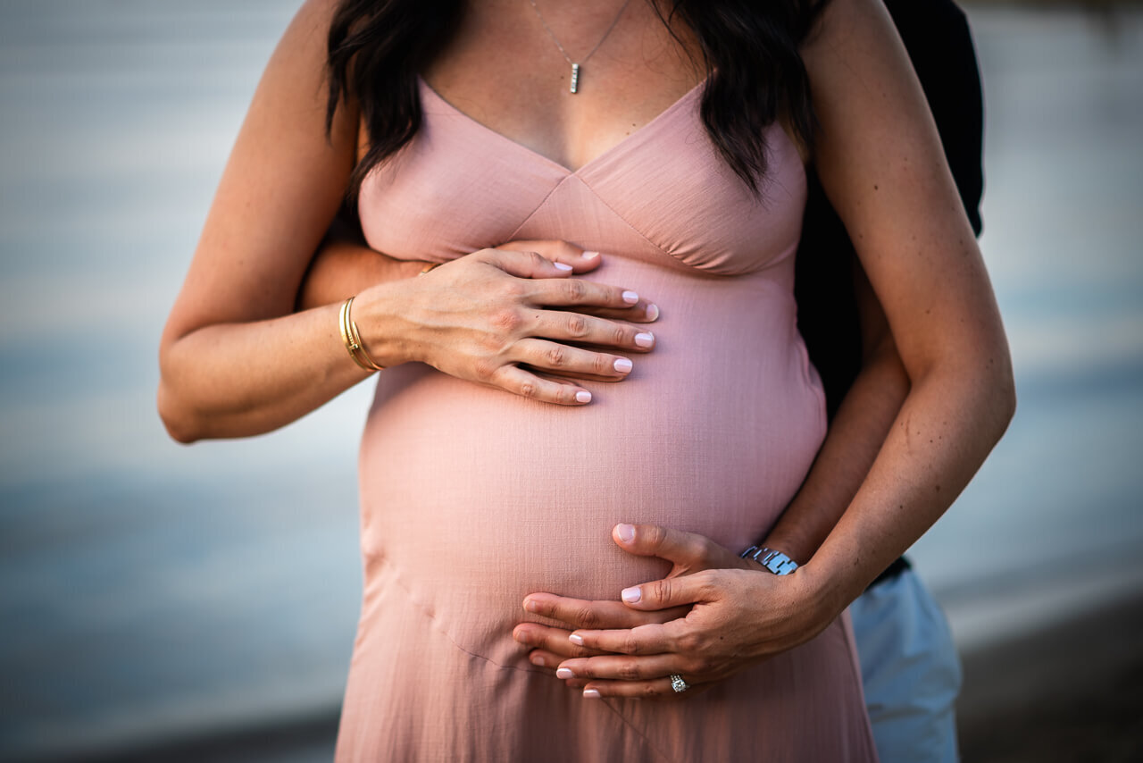 Vermont maternity photographer