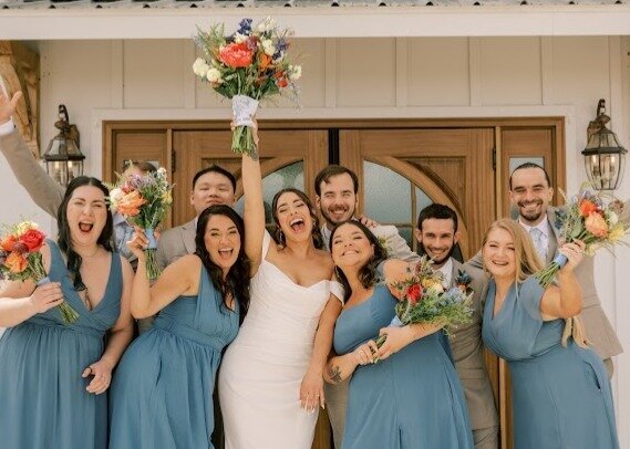 Bride-Bouquet-Bridal-Party-The-Legacy-at-Willow-Pond.JPG