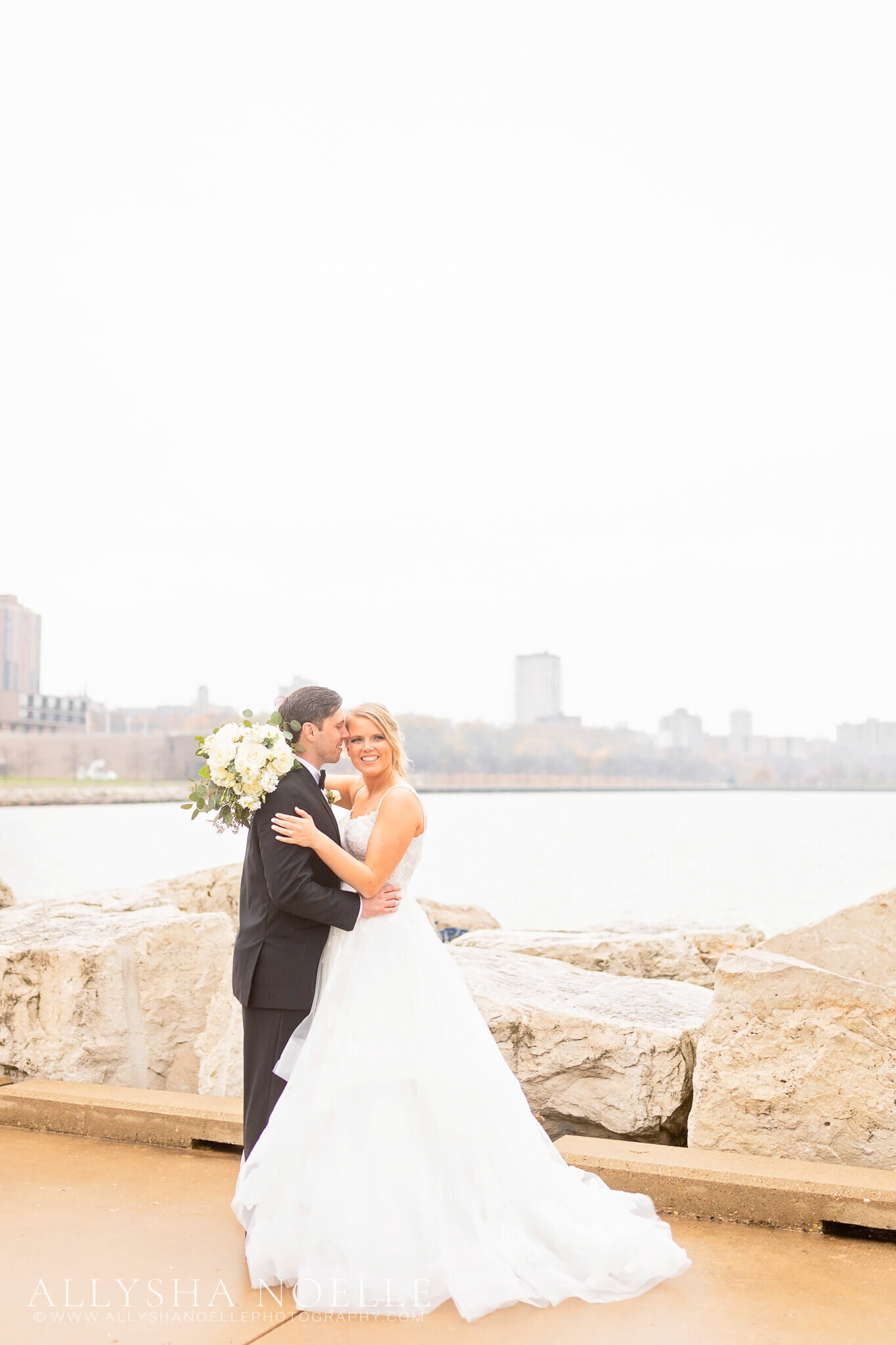 Wedding-at-The-Factory-on-Barclay-in-Milwaukee-0422