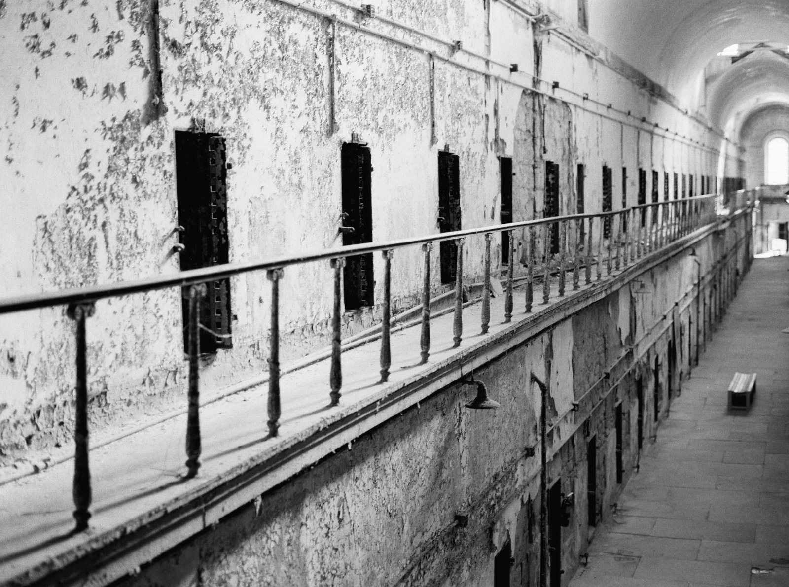 hall-cell-eastern-state-penitentiary-film-philadephia-pa-kate-timbers-photography-1985