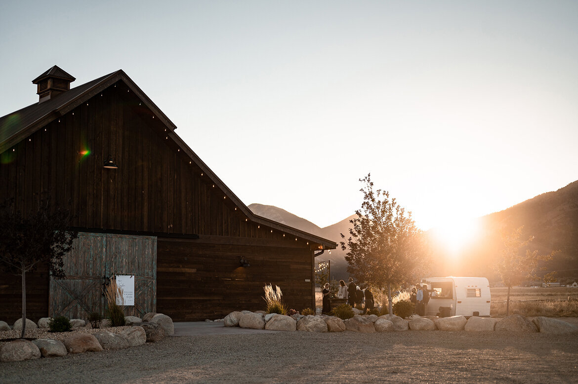 Colorado-Wedding-Photography_The-Barn-at-Sunset-Ranch_Mountain-Wedding_37