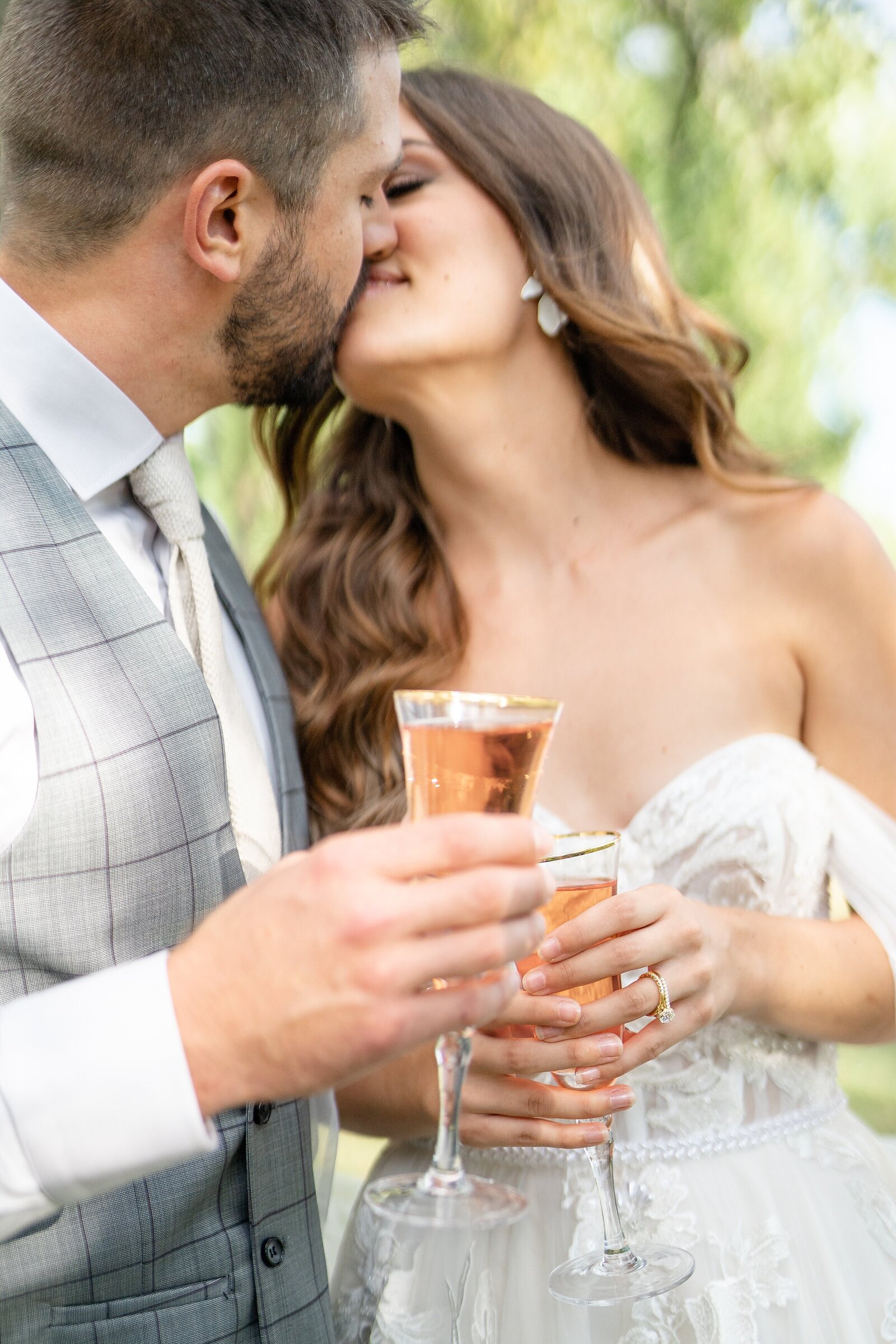 Kurtz Orchard Amalfi Coast Inspired Wedding | Dylan & Sandra Photography -54