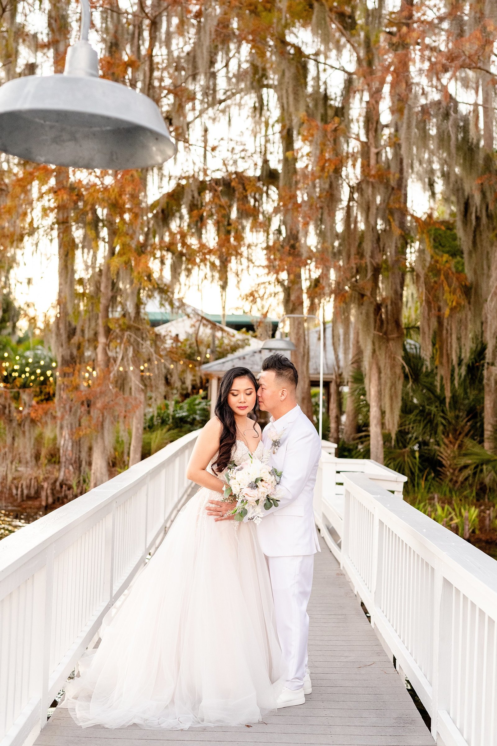 Wedding on a Lake | Orlando Wedding Photographer