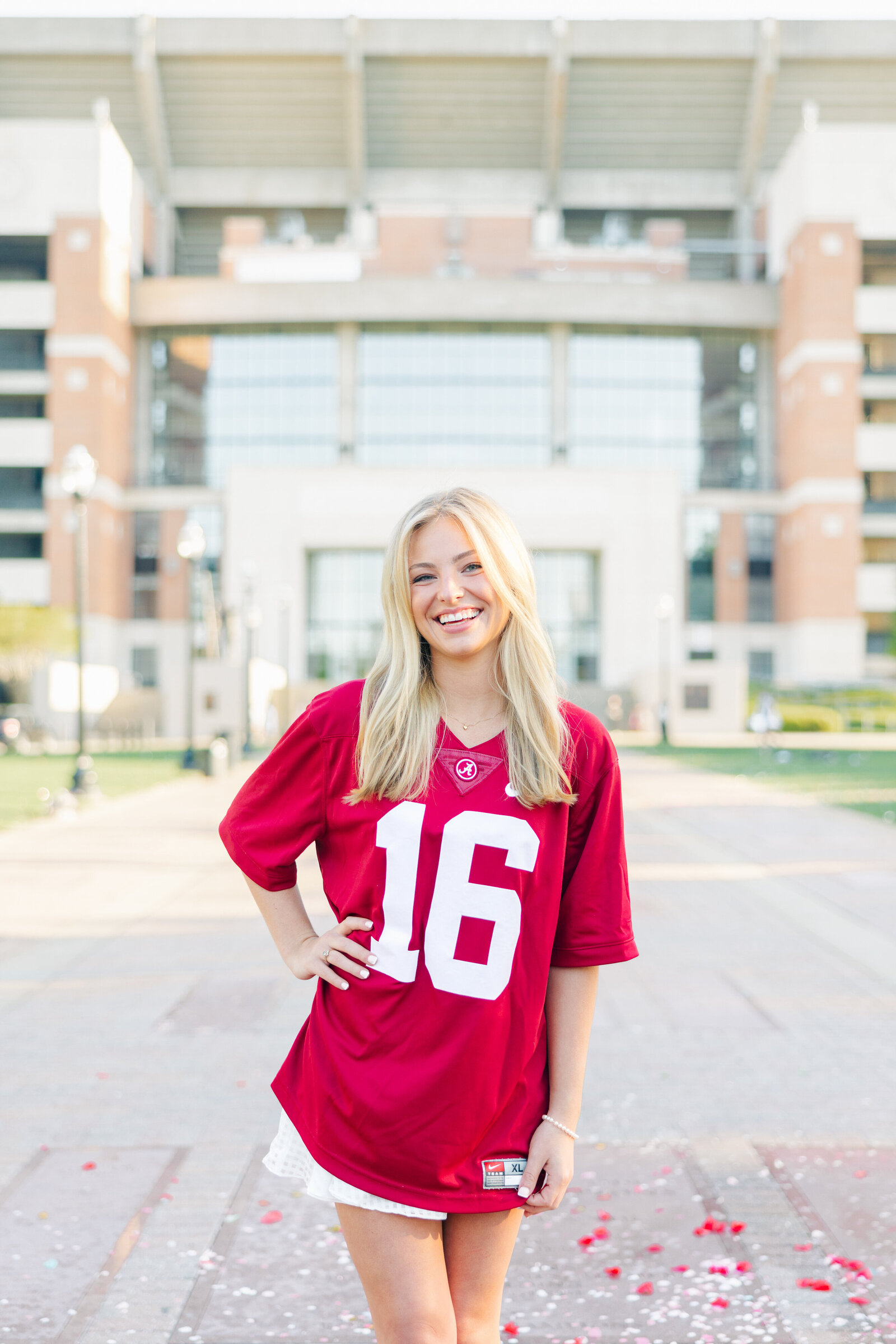 The University of Alabama Grad Session _ Lauren Elliott Photography _ Madison Bush-202