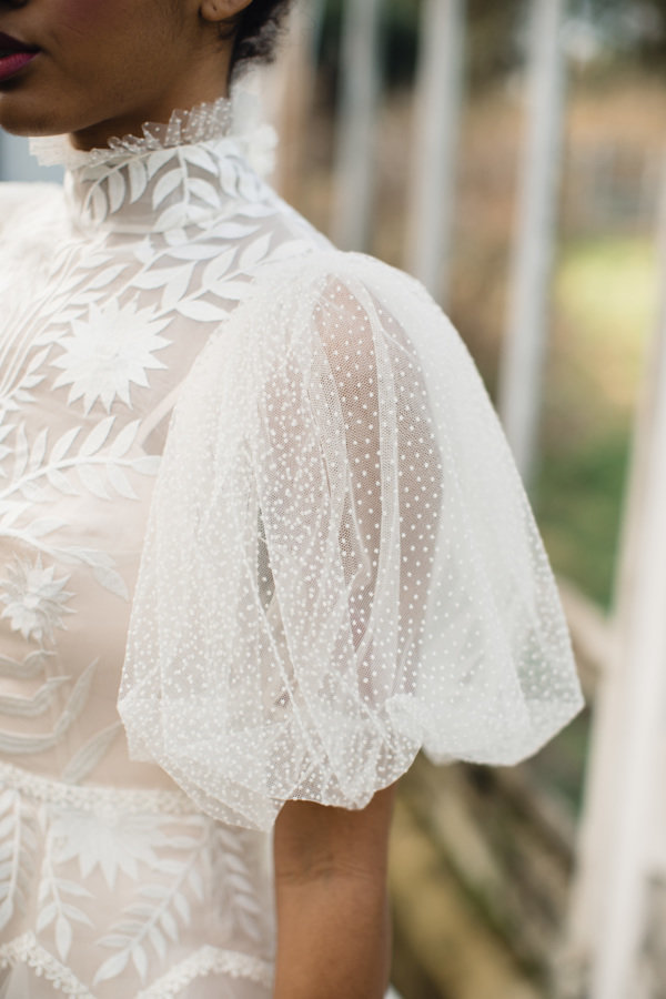 Helianthus-high-neck-wedding-dress-JoanneFlemingDesign-Braid&Bloom-RebeccaSearlePhoto (8)