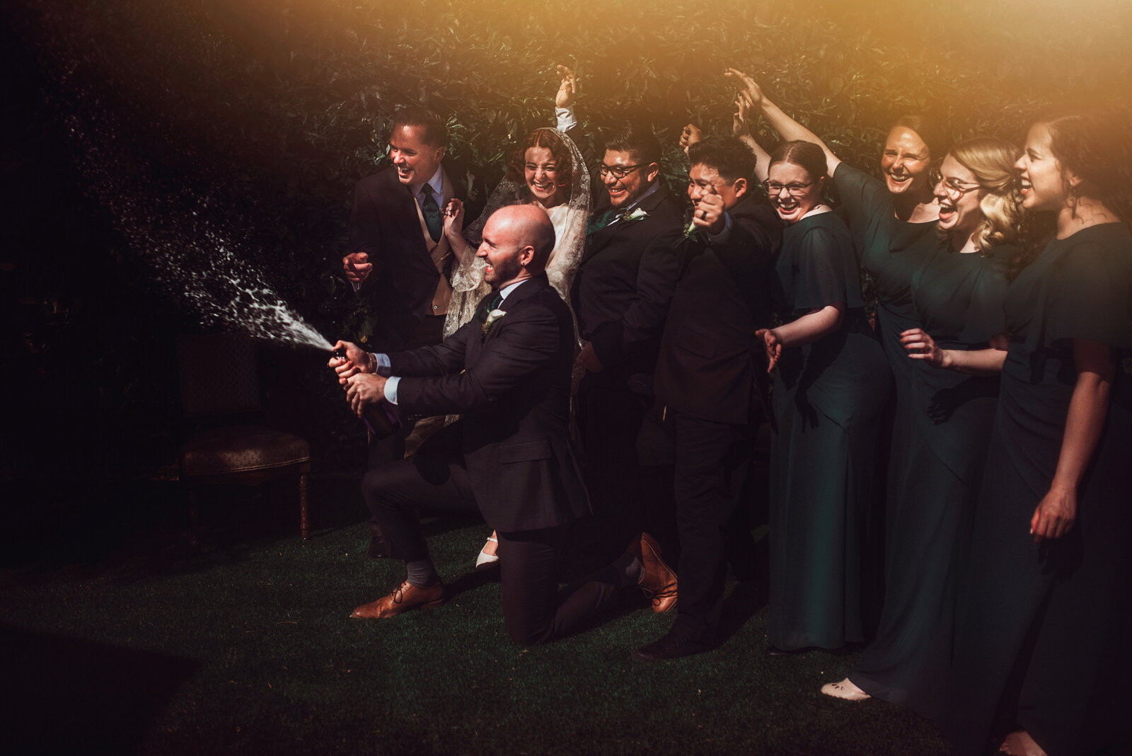 bridalparty-Arizona-Wedding-Photographer-Iowa_wedding_photographer-Bakyard-wedding-vintage-bride-Alaynna-Ann_Schwartz-Playlife-14