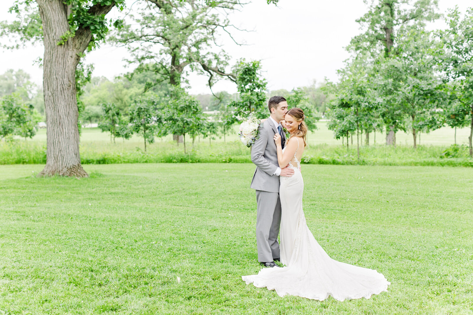 39_bride_and_groom_olin_park_madison_wisconsin