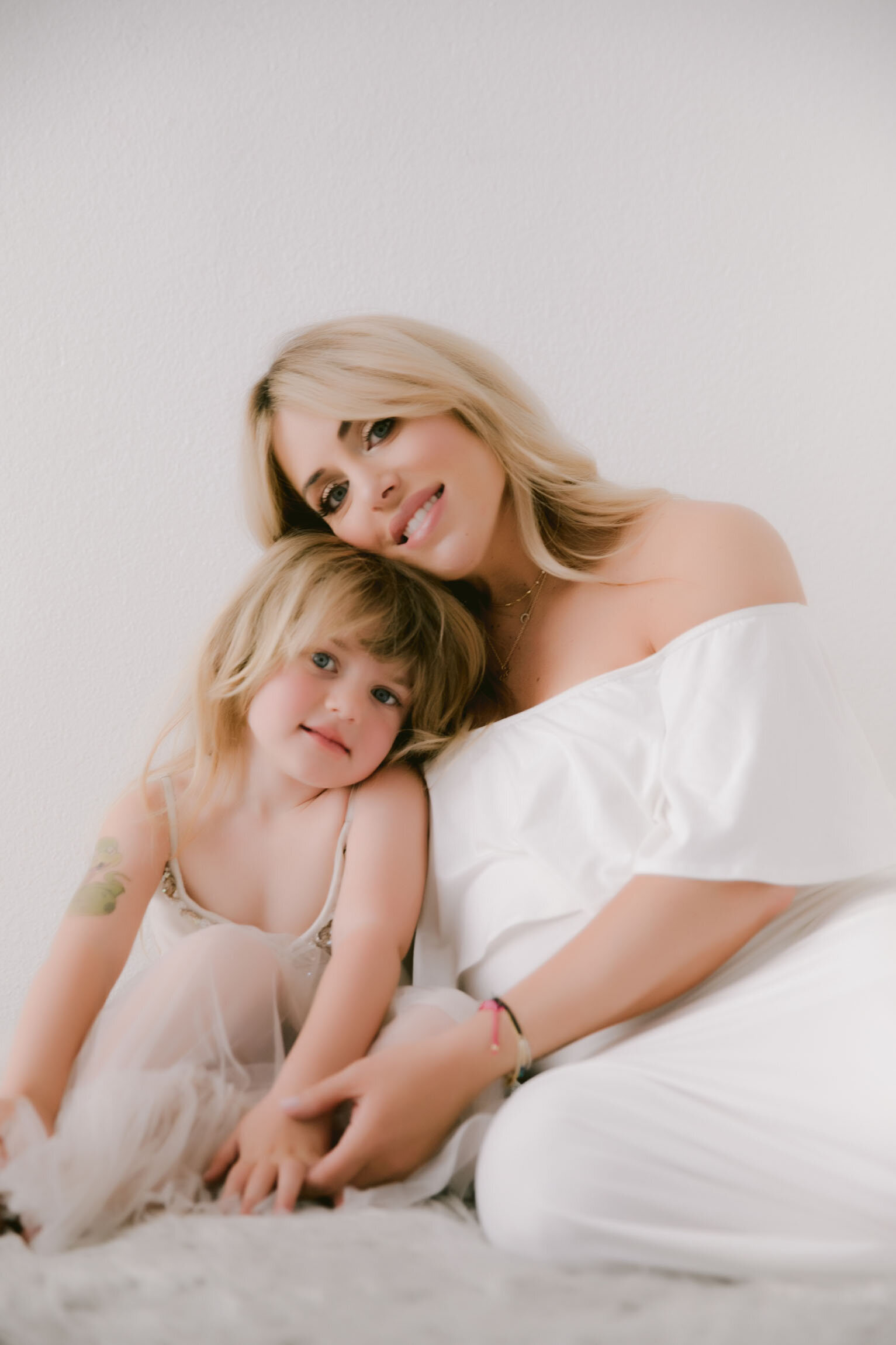 Maternity_Portraits_Boudoir_By_Olin_Sacramento_California-14