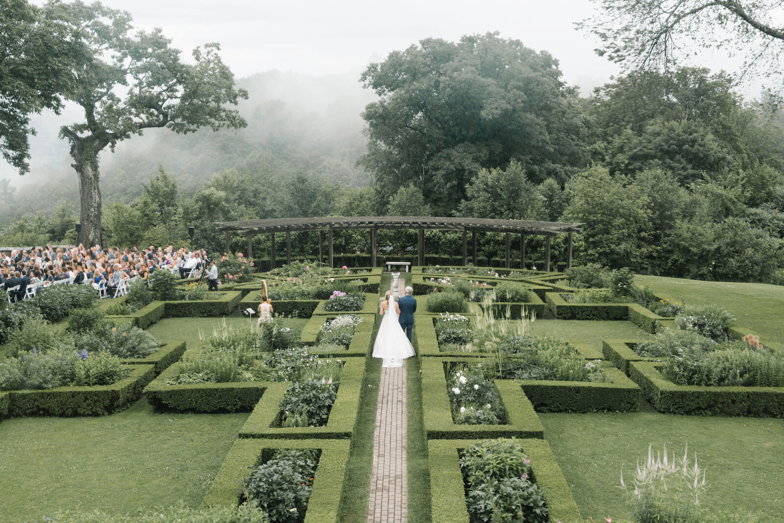 20-Vermont-Destination-Wedding-Planner-Mary-Thornton-Events