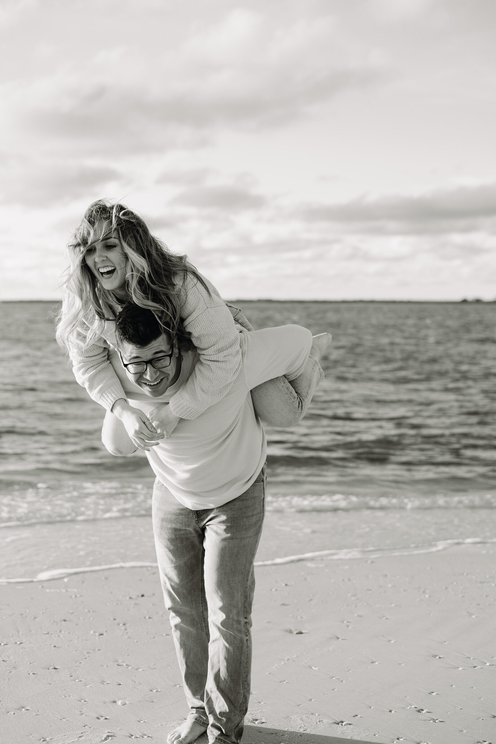 Z Photo and Film - Allison and Keith Engagement Photoshoot - Bowditch Point Park-40
