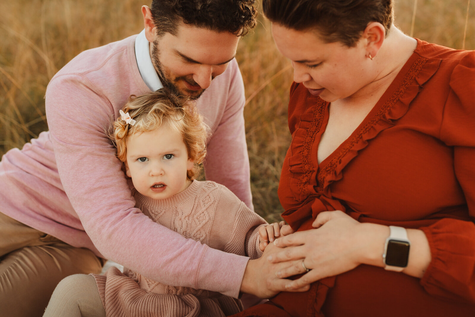 candid-family-moments-hills-district-photo-session