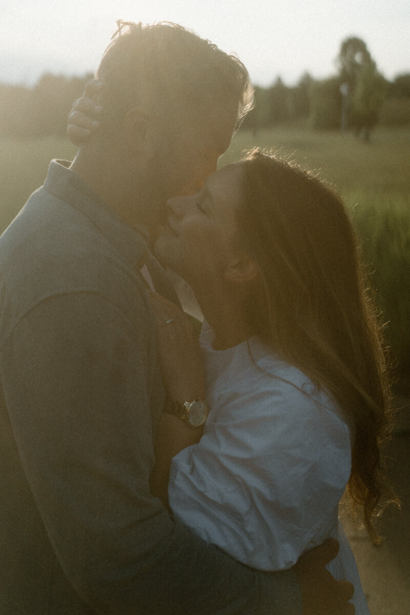 Timeless Romance- Vintage Engagement Session with Classic Car Charm-15
